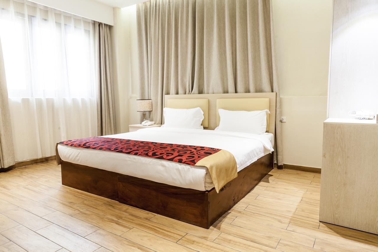 เซ็นทรัล บูทิก โฮเต็ล Hotel เวียงจันทน์ ภายนอก รูปภาพ